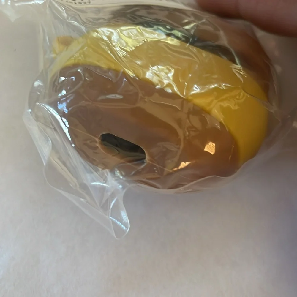 Winnie the Pooh Hunny Pot Airpods Case‎ for 1 or 2 Generation Silicone earphones